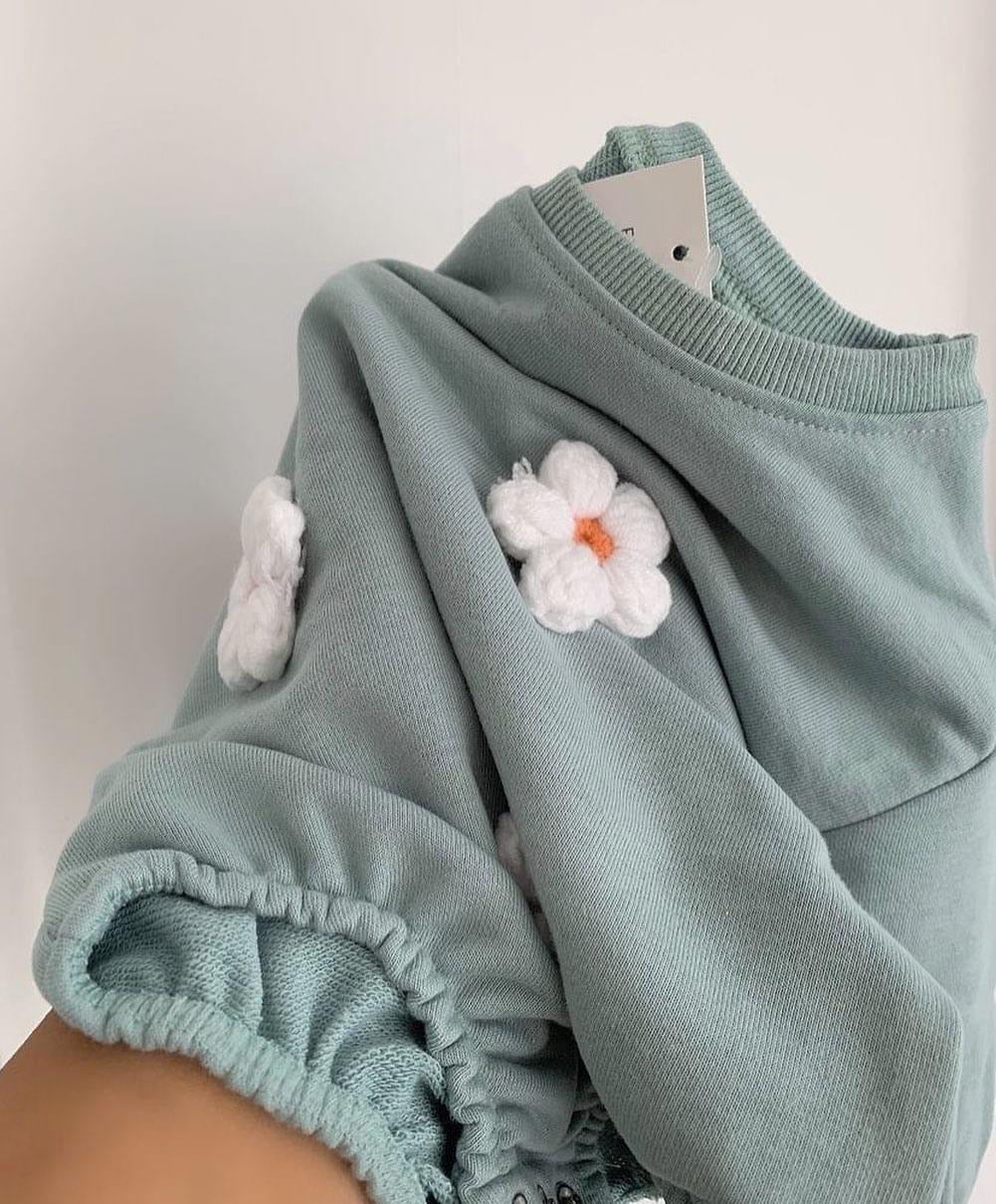 Flower sweatshirt romper