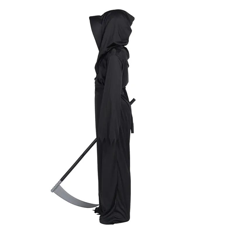 Grim reaper with red eyes outfit