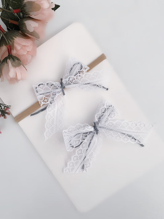 Lace bow